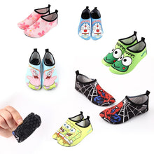 Load image into Gallery viewer, Kids Beach Summer Outdoor Wading Shoes Swimming Surf Sea Slippers Quick-Dry Aqua Shoes Boys Girls Soft foldable Water Shoes