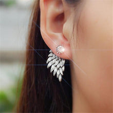 Load image into Gallery viewer, 2020 New Crystal Flower Drop Earrings for Women Fashion Jewelry Gold colour Rhinestones Earrings Gift for Party Best Friend