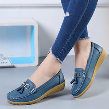 Load image into Gallery viewer, Women Flats Ballet Shoes Cut Out Leather Breathable Moccasins Women Boat Shoes Ballerina Ladies Casual Shoes