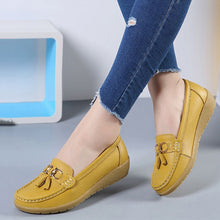 Load image into Gallery viewer, Women Flats Ballet Shoes Cut Out Leather Breathable Moccasins Women Boat Shoes Ballerina Ladies Casual Shoes