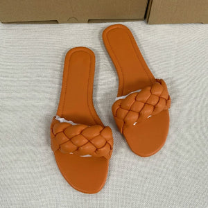 Summer Sandals New 2021 Flat Bottom Fashion Women Slides Big Size 36-41 Slip on Sandals Woman Outside Beach Flat Designer Shoes