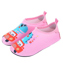 Load image into Gallery viewer, Kids Beach Summer Outdoor Wading Shoes Swimming Surf Sea Slippers Quick-Dry Aqua Shoes Boys Girls Soft foldable Water Shoes