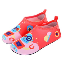 Load image into Gallery viewer, Kids Beach Summer Outdoor Wading Shoes Swimming Surf Sea Slippers Quick-Dry Aqua Shoes Boys Girls Soft foldable Water Shoes