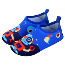 Load image into Gallery viewer, Kids Beach Summer Outdoor Wading Shoes Swimming Surf Sea Slippers Quick-Dry Aqua Shoes Boys Girls Soft foldable Water Shoes